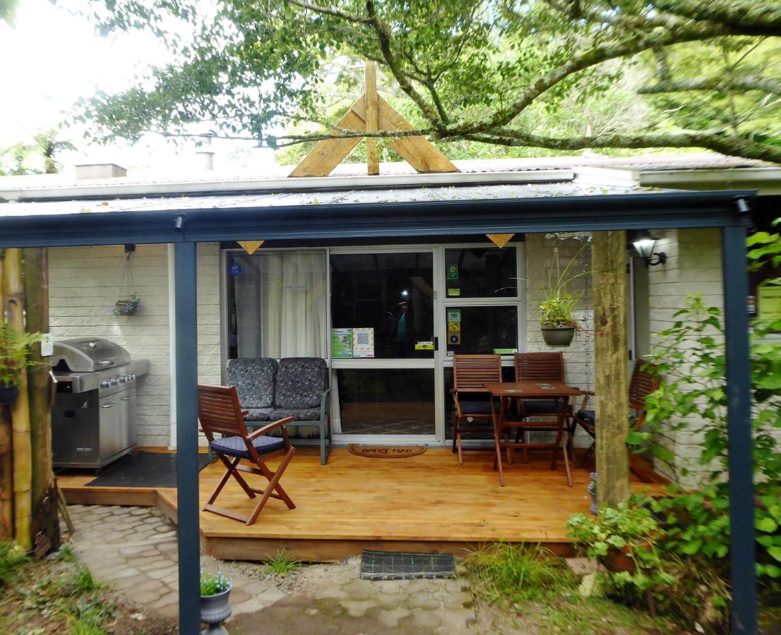 Mount Tutu Eco-Sanctuary Bed & Breakfast Ohauiti Exterior foto